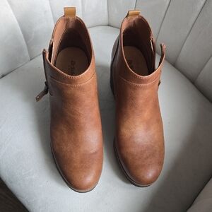 Dr. Scholl's Tan Ankle Booties